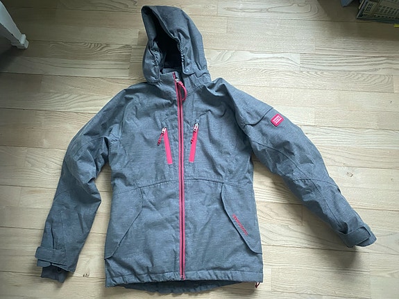 Product image 1 of 8