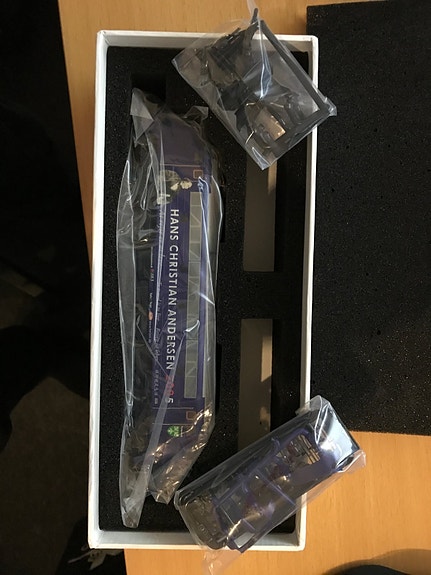 Product image 1 of 4