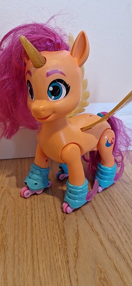 Product image 1 of 2