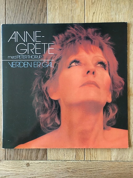 Product image 1 of 3