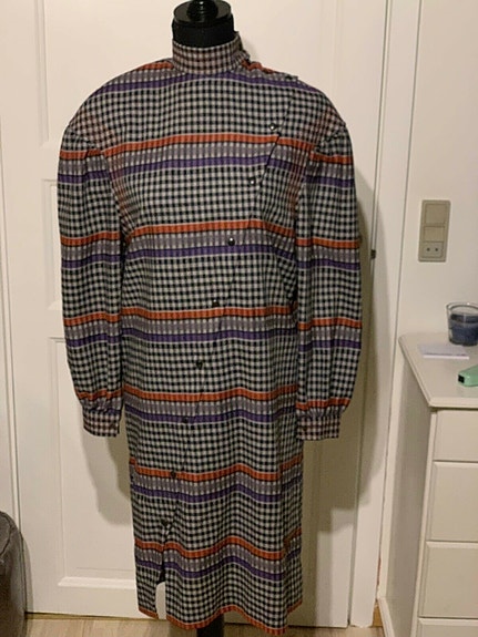 Product image 1 of 8