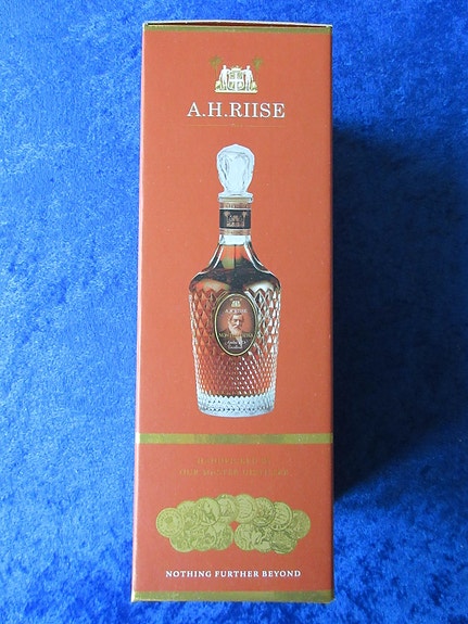 Product image 1 of 8