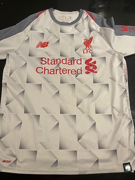 Product image 1 of 3