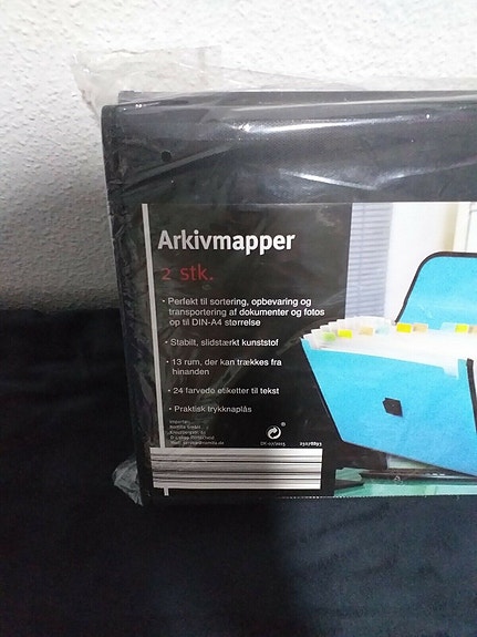 Product image 1 of 3