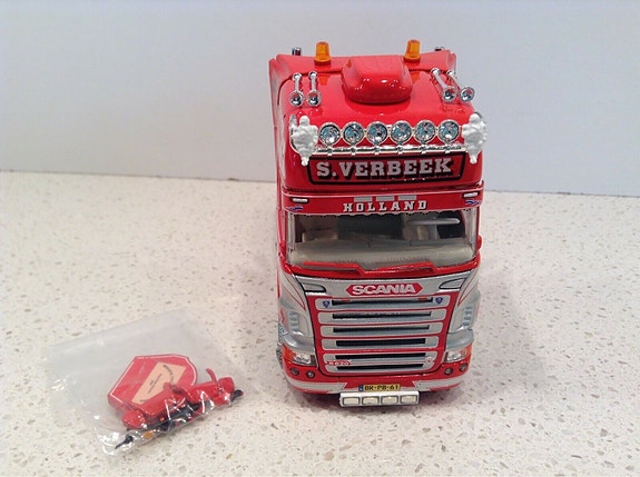 Product image 2 of 8