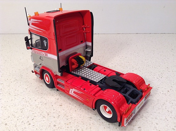 Product image 4 of 8