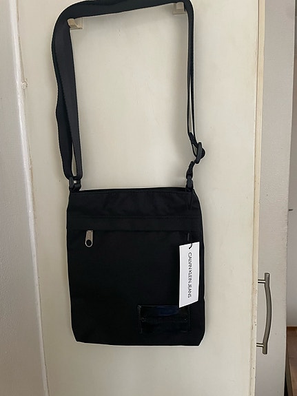 Product image 1 of 8