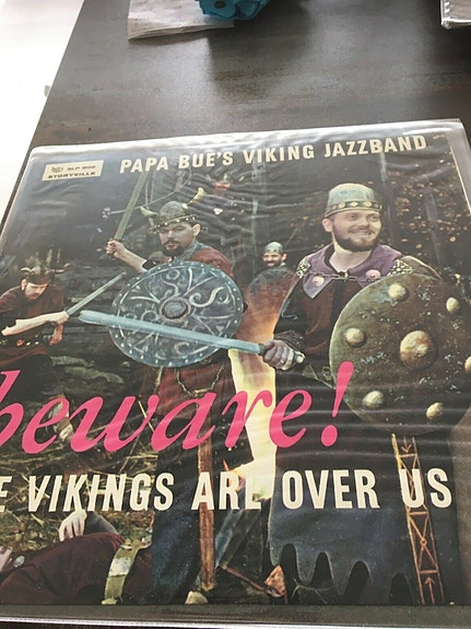 Product image 1 of 2