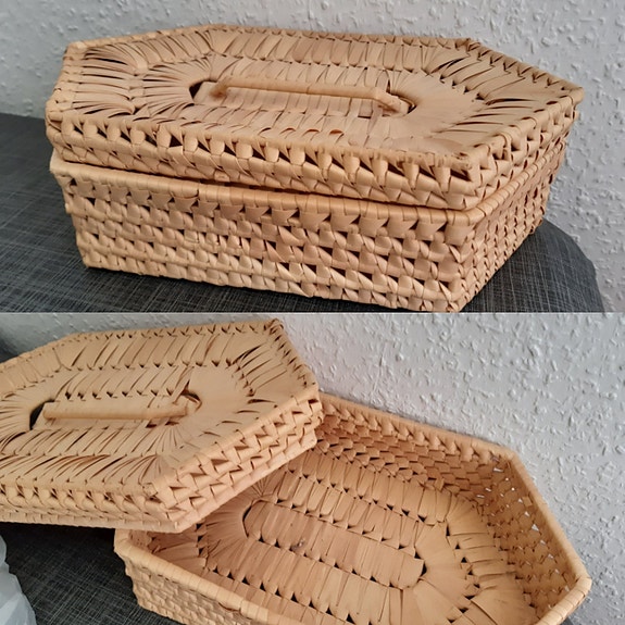 Product image 1 of 2