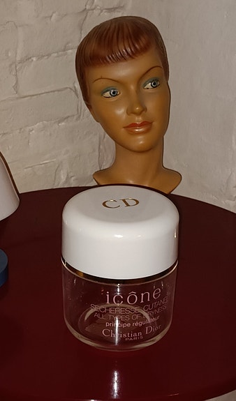 Product image 1 of 7