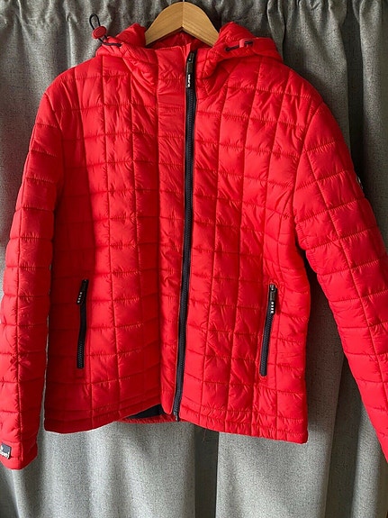 Product image 1 of 2