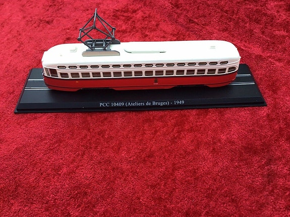 Product image 1 of 3