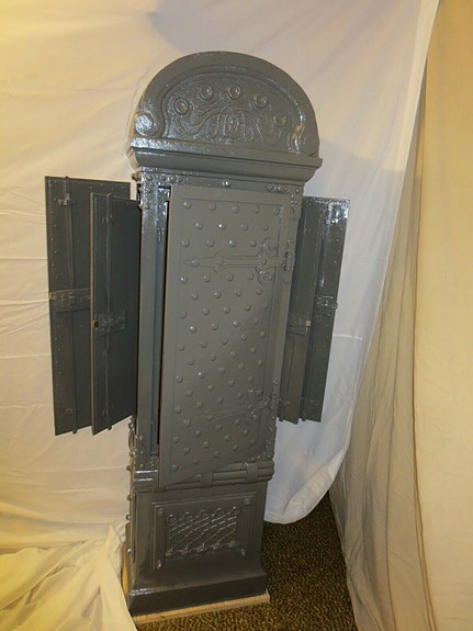 Product image 1 of 8