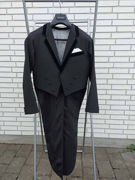 Product image 1 of 8