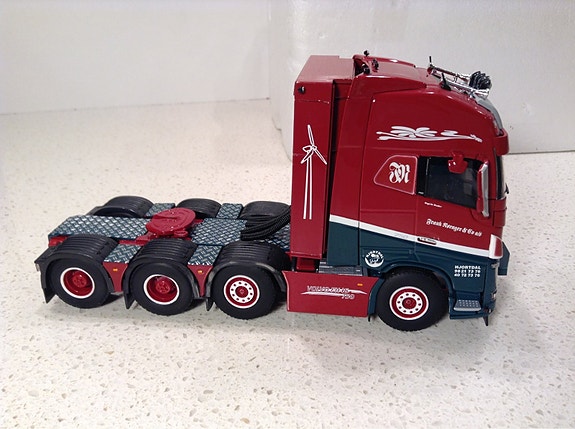 Product image 6 of 8