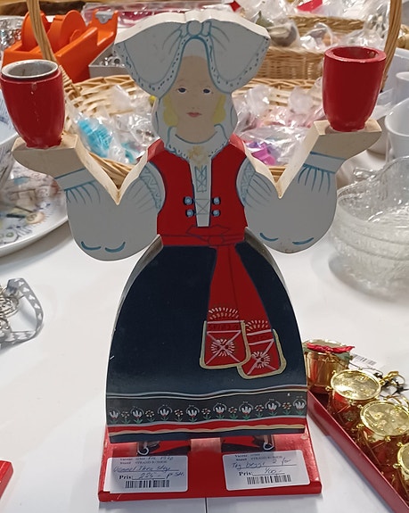 Product image 1 of 4