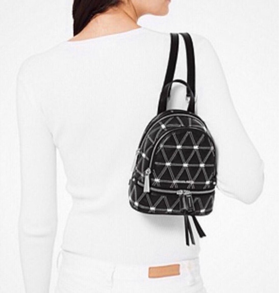 Product image 1 of 7