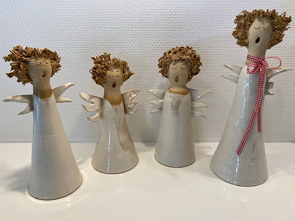 Product image 1 of 6