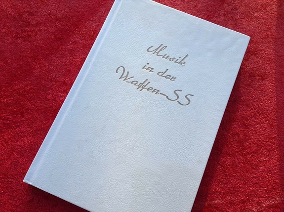 Product image 1 of 5