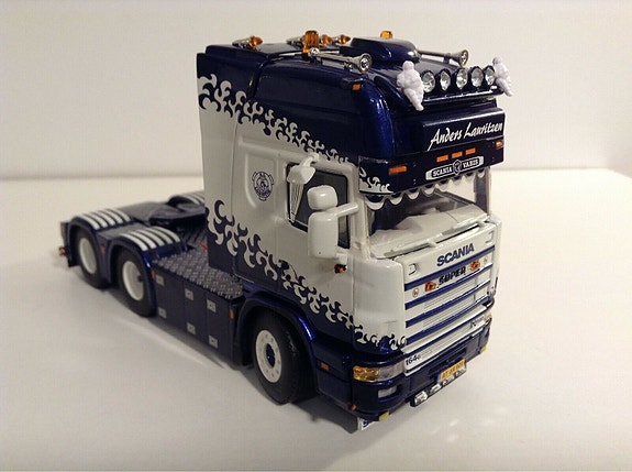 Product image 2 of 8