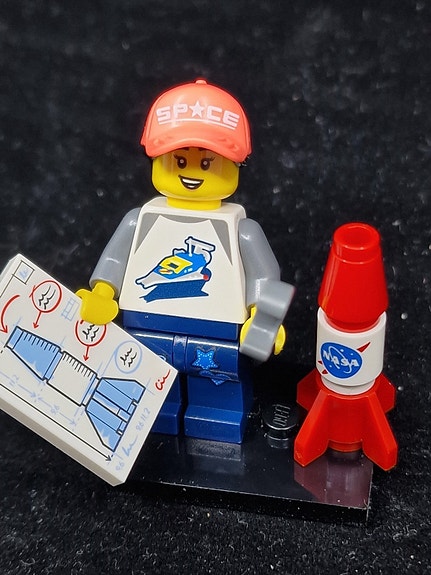 Product image 1 of 4