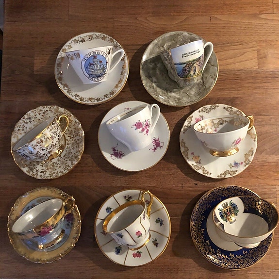 Product image 1 of 8