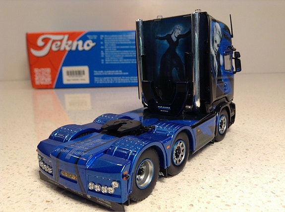 Product image 2 of 8