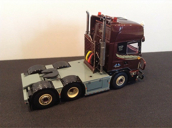 Product image 4 of 8