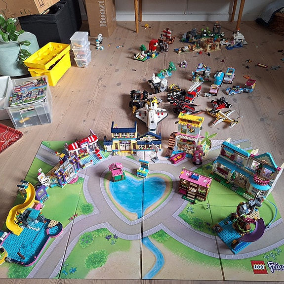 Product image 1 of 8