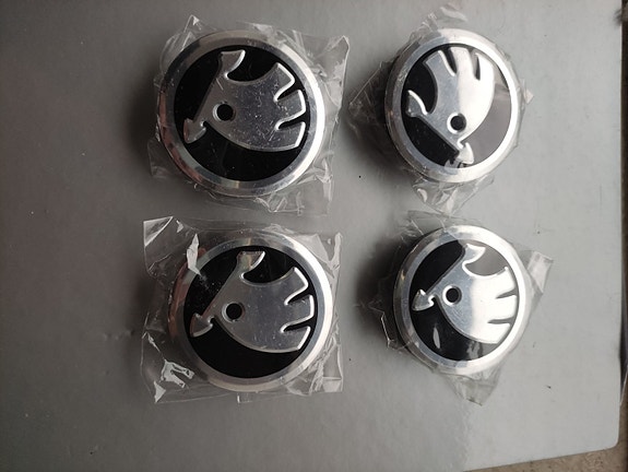 Product image 1 of 4