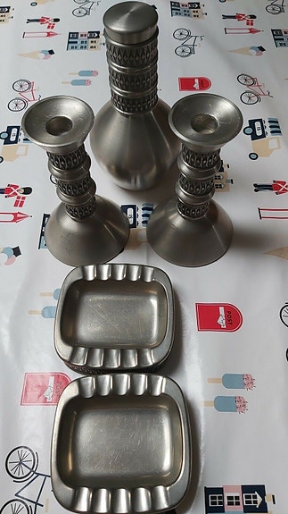 Product image 1 of 2