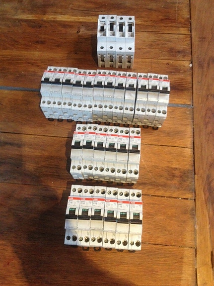 Product image 1 of 5