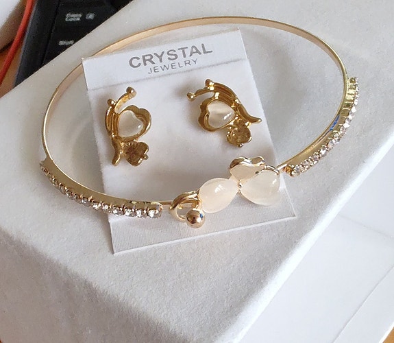 Product image 1 of 4