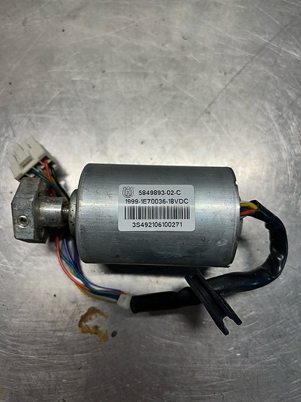 Product image 1 of 4