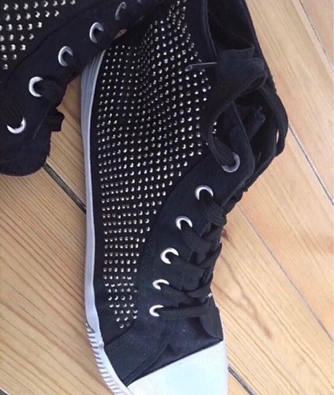 Product image 1 of 3