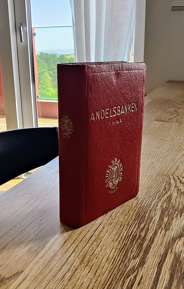 Product image 1 of 6