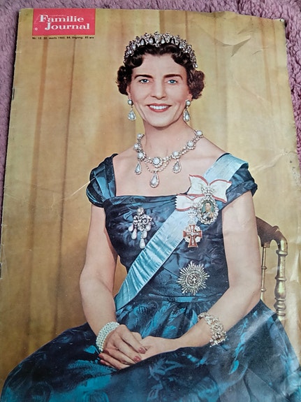 Product image 1 of 8