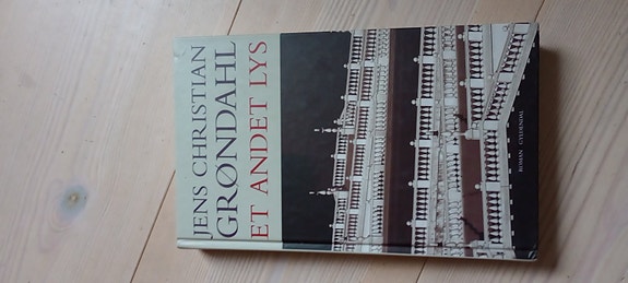 Product image 1 of 3