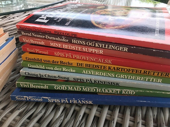 Product image 1 of 2