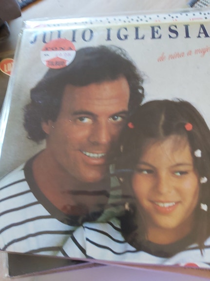 Product image 1 of 8