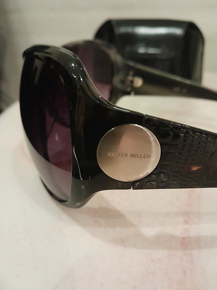 Product image 1 of 8