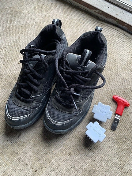 Product image 1 of 2