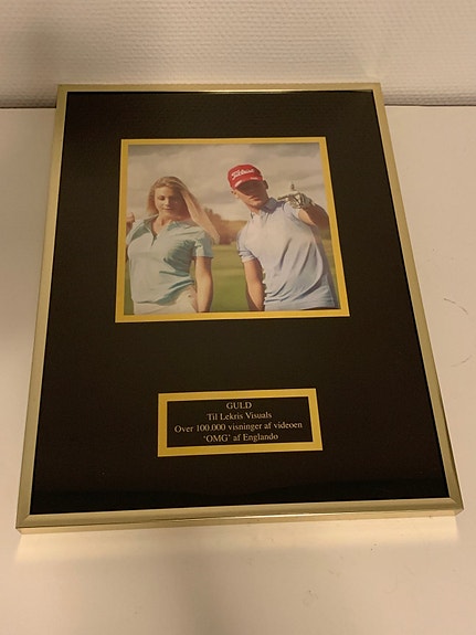 Product image 1 of 2