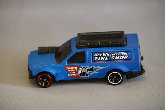 Product image 1 of 4