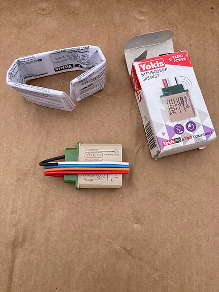Product image 3 of 3