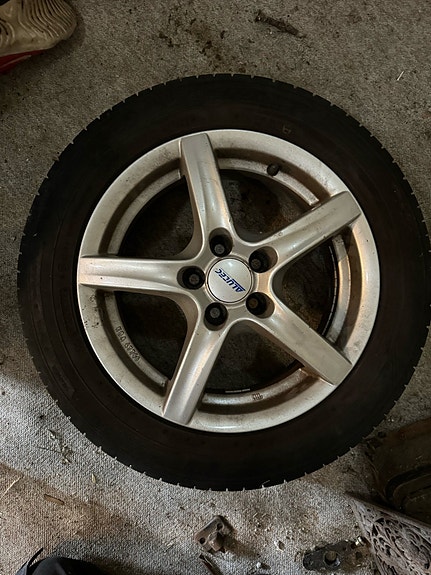 Product image 1 of 6