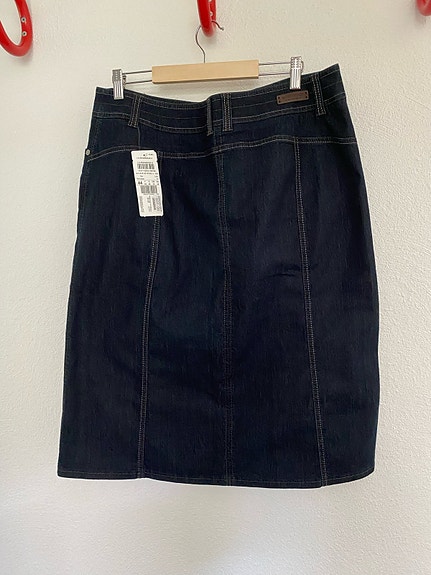 Product image 1 of 8