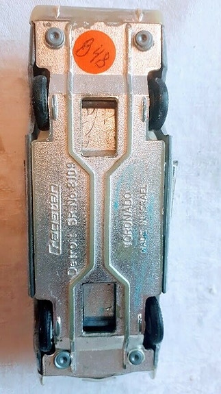 Product image 6 of 6