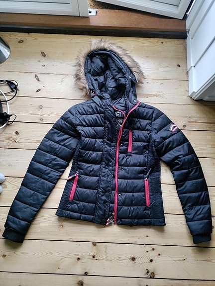 Product image 1 of 6