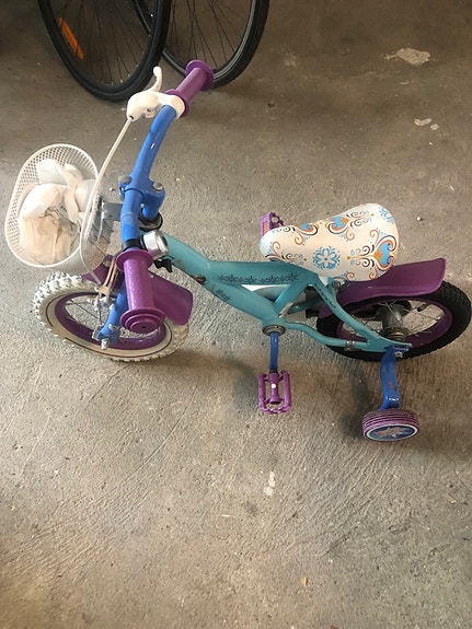 Product image 1 of 8